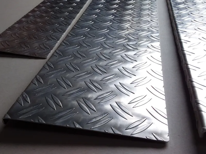 Trittschutzblech-Set (3tlg.) Alu Riffel passend für Mercedes Sprinter W906 2006 - 2018