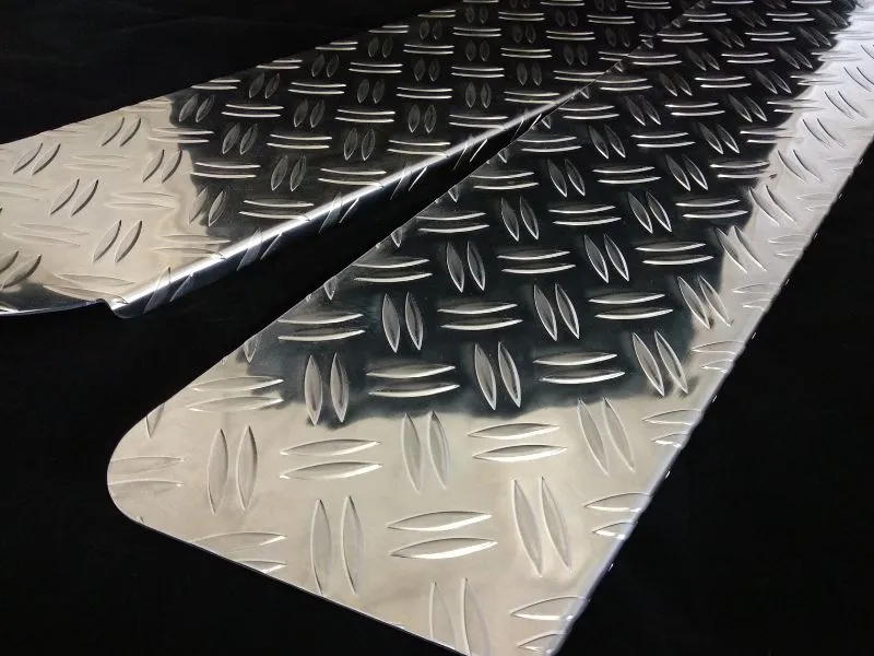 Trittschutzblech-Set (4tlg.) Alu Riffel passend für Citroen Jumpy III ab 2016