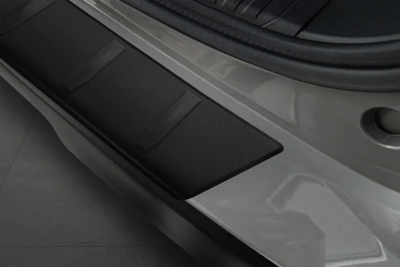 BLACK Ladekantenschutz Edelstahl passend für Subaru Forester VI (SL) ab 11/2024