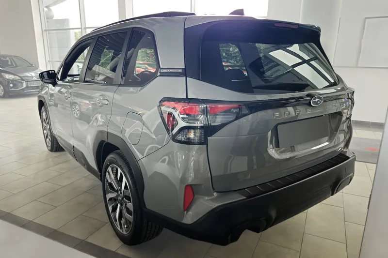 BLACK Ladekantenschutz Edelstahl passend für Subaru Forester VI (SL) ab 11/2024