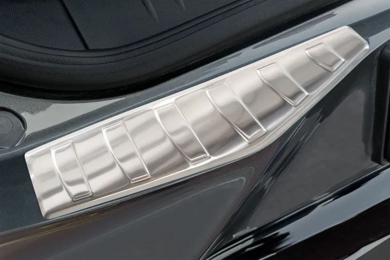 CLASSIC Edelstahl Ladekantenschutz 2-teilig passend für Ford Mustang Mach-E ab 12/2020