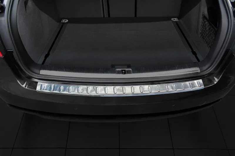 CLASSIC Edelstahl Ladekantenschutz passend für Audi A4 Avant B8 ab 2/2012