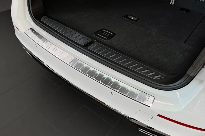 CLASSIC Edelstahl Ladekantenschutz passend für BMW 5er Touring (G31) ab FL 2020 - 2024