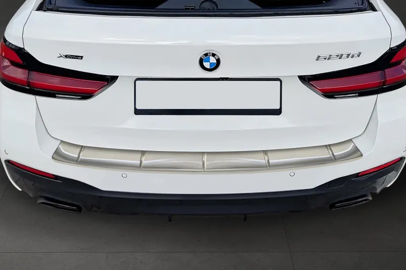 CLASSIC Edelstahl Ladekantenschutz passend für BMW 5er Touring (G31) ab FL 2020 - 2024 M-Paket