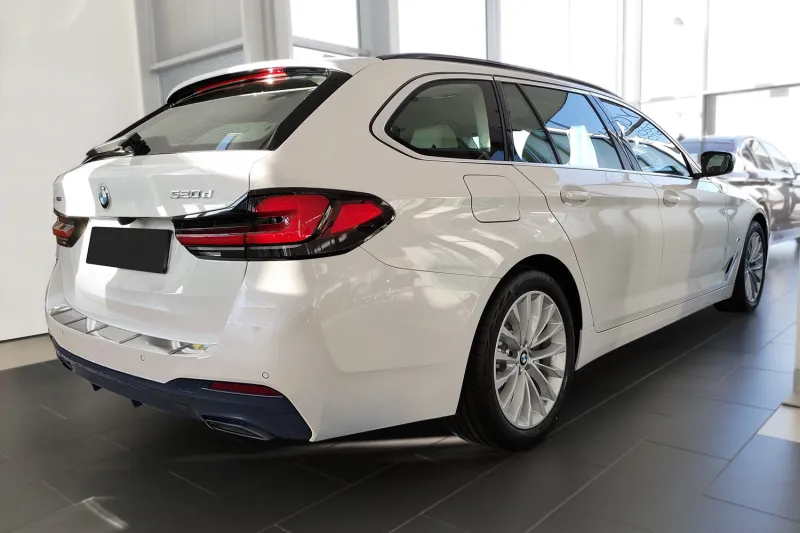 CLASSIC Edelstahl Ladekantenschutz passend für BMW 5er Touring (G31) ab FL 2020 - 2024 M-Paket
