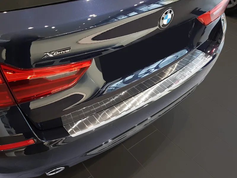 CLASSIC Edelstahl Ladekantenschutz passend für BMW 5er Touring Typ G31 ab 3/2017 bis Facelift 2020