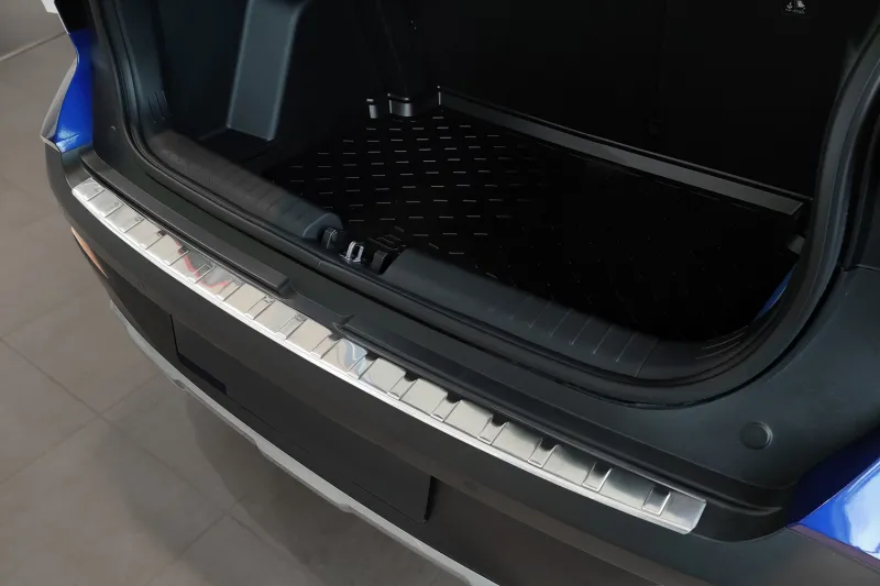 CLASSIC Edelstahl Ladekantenschutz passend für Hyundai Bayon ab 3/2021