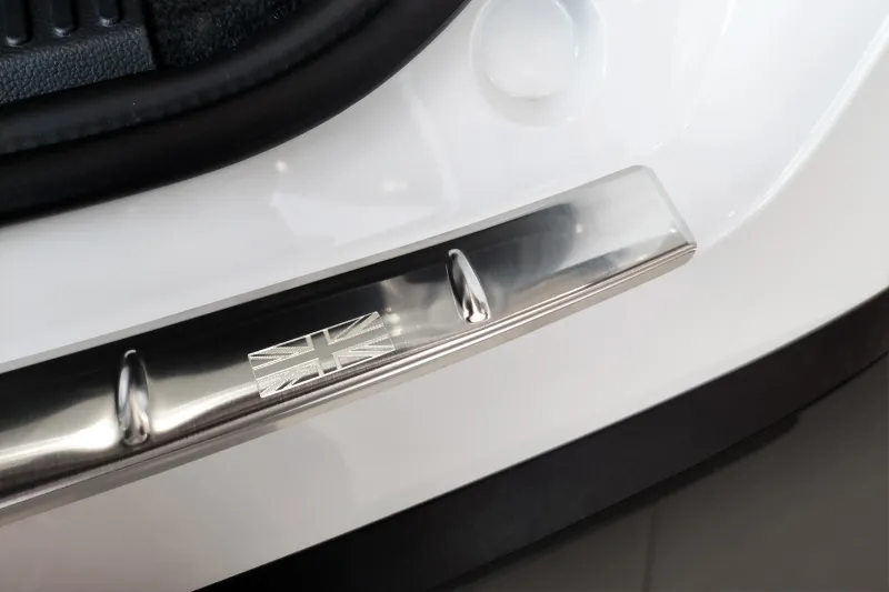 CLASSIC Edelstahl Ladekantenschutz mit Gravur passend für MG4 Electric ab 09/2022