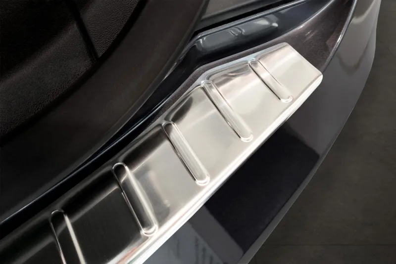 CLASSIC Edelstahl Ladekantenschutz passend für Tesla Model S ab 07/2012