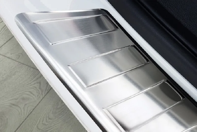 CLASSIC Edelstahl Ladekantenschutz passend für VW T5 2003 - 2015