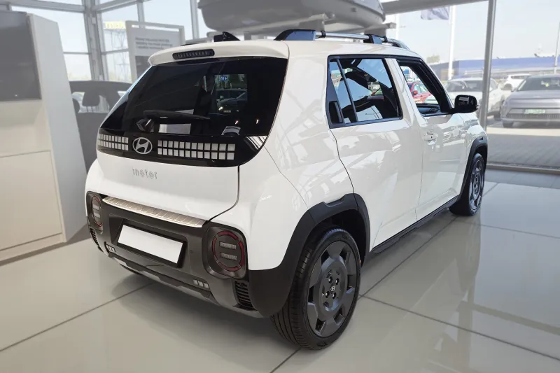 CLASSIC Ladekantenschutz Edelstahl passend für Hyundai Inster ab 11/2024