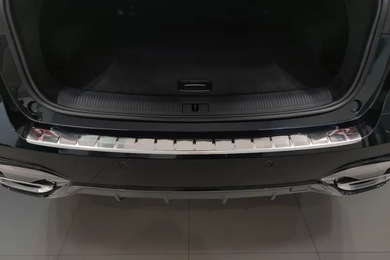 CLASSIC Ladekantenschutz Edelstahl mit Gravur passend für MG EHS u. HS ab 2020/FL 2023 - 2024