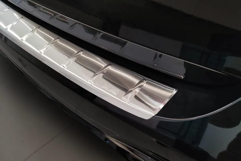 CLASSIC Ladekantenschutz Edelstahl mit Gravur passend für MG EHS u. HS ab 2020/FL 2023 - 2024