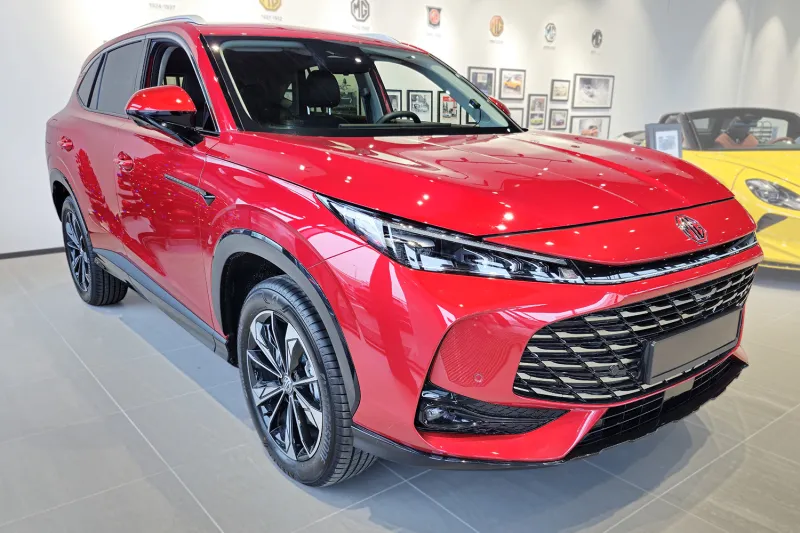 CLASSIC Ladekantenschutz Edelstahl passend für MG EHS u. HS II ab 9/2024