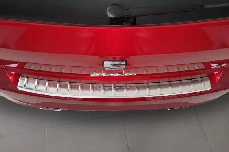 CLASSIC Ladekantenschutz Edelstahl passend für Seat Ibiza 5 ab 2021