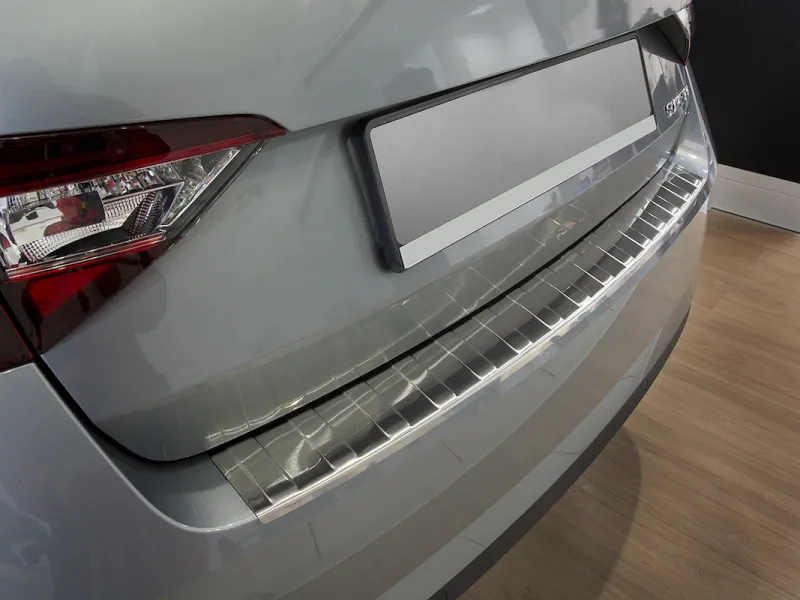 CLASSIC Ladekantenschutz Edelstahl passend für Skoda Superb III Limousine ab 2015