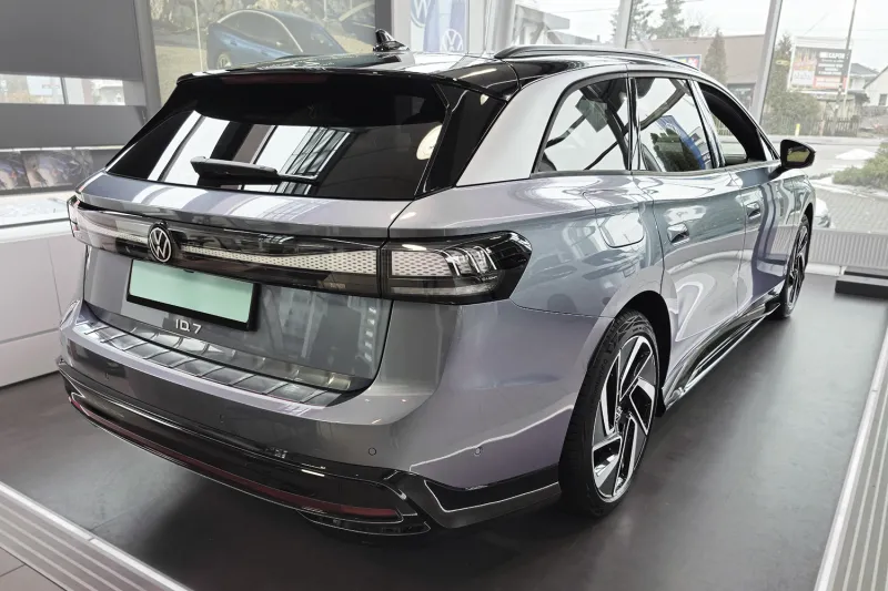CLASSIC Ladekantenschutz Edelstahl passend für VW ID.7 Tourer ab 06/2024