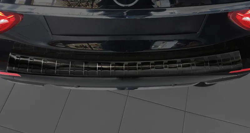 GRAPHIT Edelstahl schwarz Ladekantenschutz passend für Mercedes E-Klasse S213 Kombi ab 4/2016