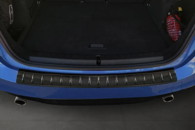 GRAPHIT Ladekantenschutz Edelstahl passend für BMW 2er Active Tourer M 03/2014  - 10/2021