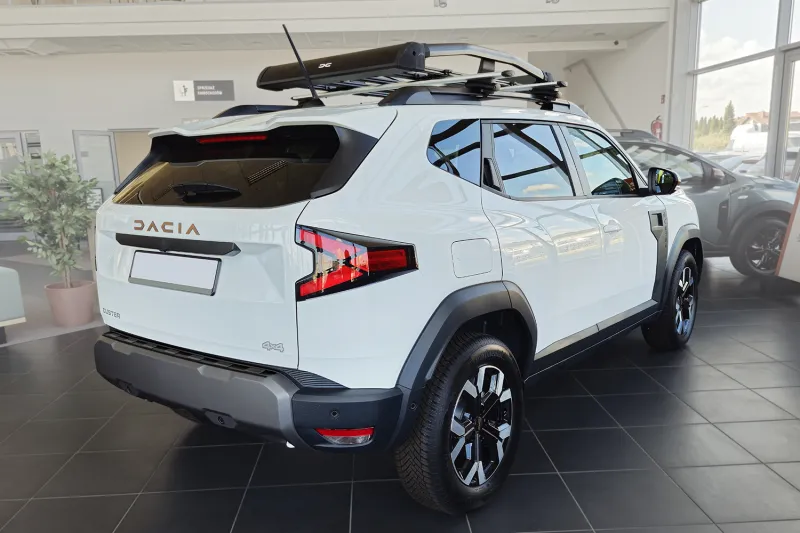 GRAPHIT Ladekantenschutz Edelstahl passend für Dacia Duster III ab 05/2024
