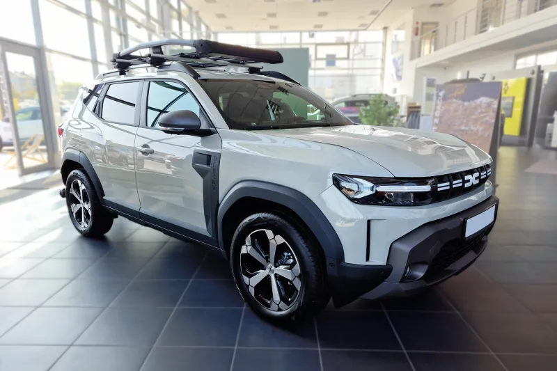 GRAPHIT Ladekantenschutz Edelstahl passend für Dacia Duster III ab 05/2024