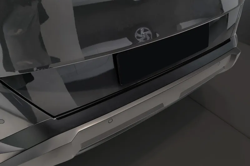 GRAPHIT Ladekantenschutz Edelstahl passend für Hyundai Kona II ab 04/2023