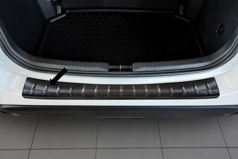 GRAPHIT Ladekantenschutz Edelstahl passend für Mazda 2 IV Hybrid ab 03/2022