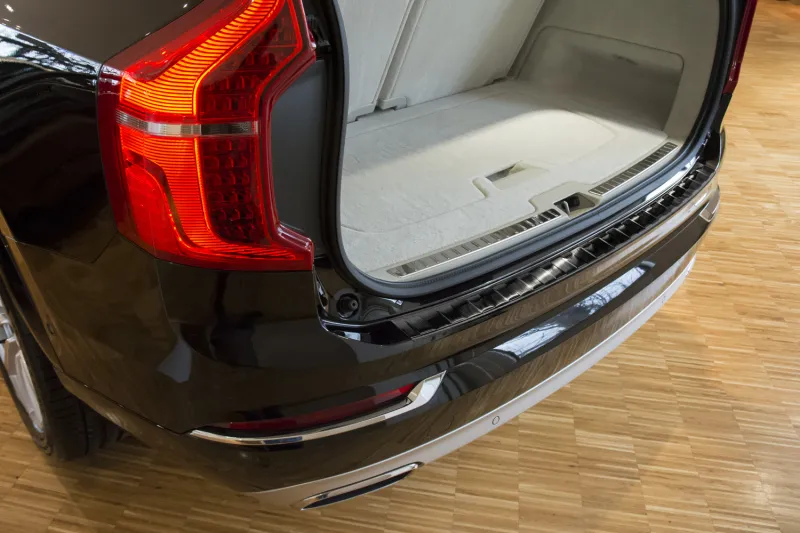 GRAPHIT Ladekantenschutz Edelstahl passend für Volvo XC-90 II ab 11/2014