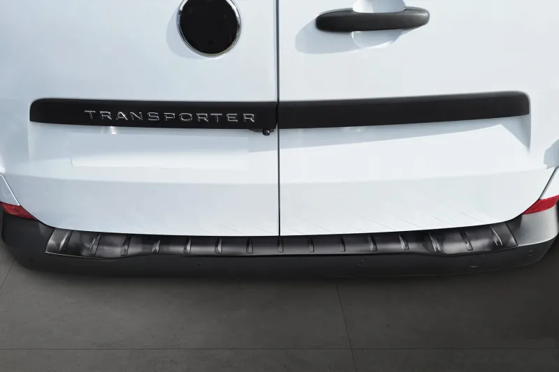 GRAPHIT Ladekantenschutz Edelstahl passend für VW T7 new Transporter + Caravelle ab 02/2025