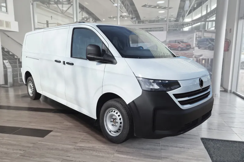 GRAPHIT Ladekantenschutz Edelstahl passend für VW T7 new Transporter + Caravelle ab 02/2025