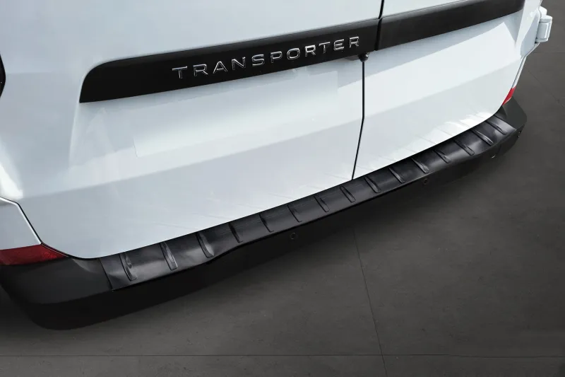 GRAPHIT Ladekantenschutz Edelstahl passend für VW T7 new Transporter + Caravelle ab 02/2025