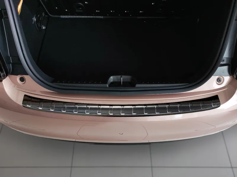GRAPHIT Ladekantenschutz schwarz Edelstahl passend für Fiat 500 e (elektro) ab 11/2020