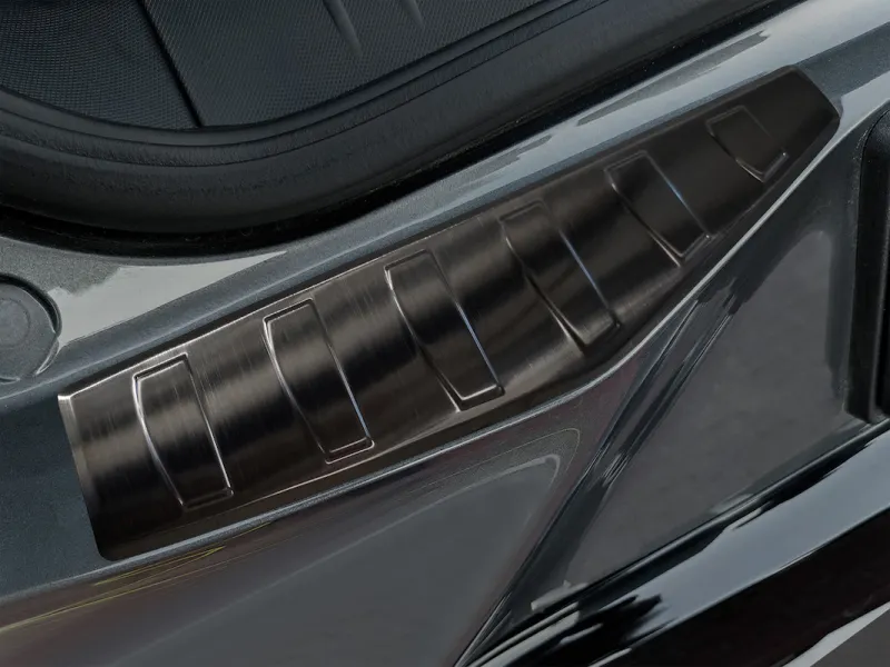 GRAPHIT schwarz Edelstahl Ladekantenschutz 2-teilig passend für Ford Mustang Mach-E ab 12/2020
