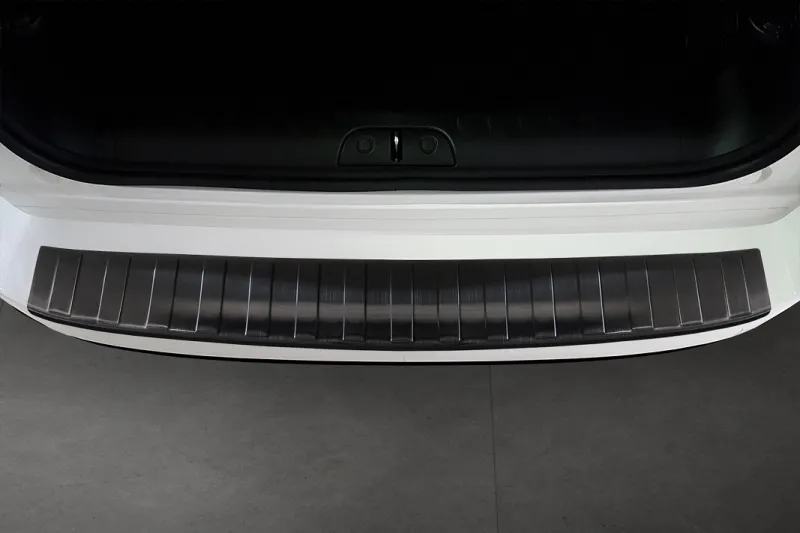 GRAPHIT schwarz Ladekantenschutz Edelstahl passend für Fiat 500 L ab Facelift 6/2017