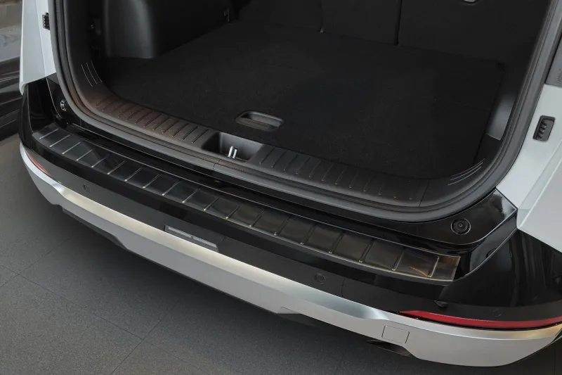 GRAPHIT schwarz Ladekantenschutz Edelstahl passend für Kia Sportage V (NQ5) ab FL 05/2025