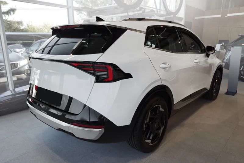 GRAPHIT schwarz Ladekantenschutz Edelstahl passend für Kia Sportage V (NQ5) ab FL 05/2025