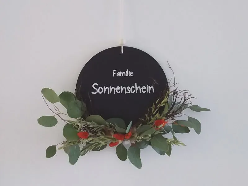 Dekoschild mit Wunschnamen und Trockenblumen | PERSONALISIERT |