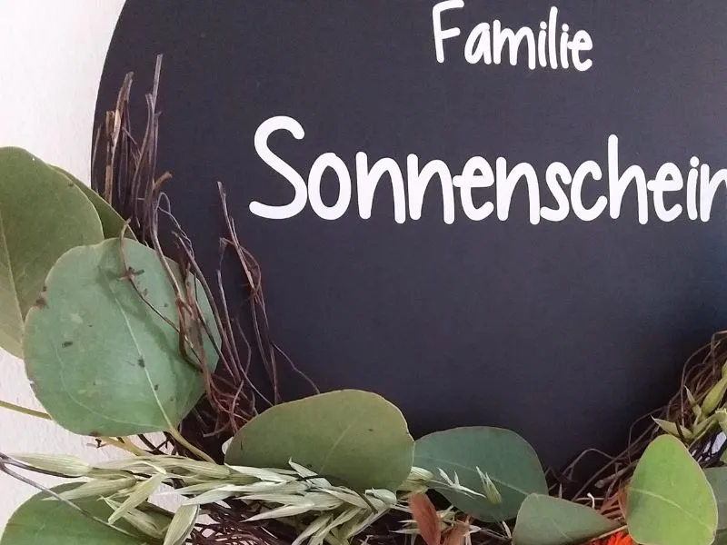 Dekoschild mit Wunschnamen und Trockenblumen | PERSONALISIERT |