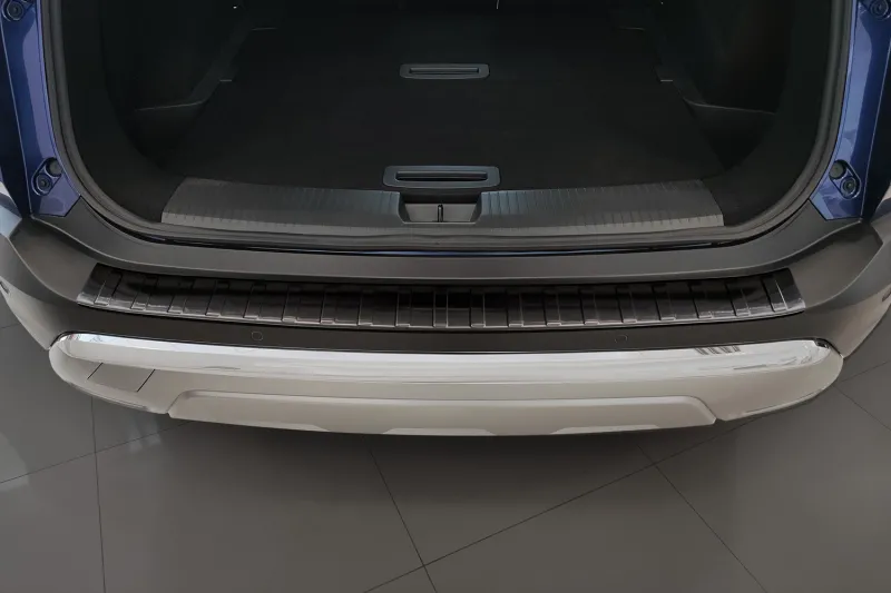 GRAPHIT Ladekantenschutz Edelstahl passend für Nissan X-Trail 4 (T33) ab 2022