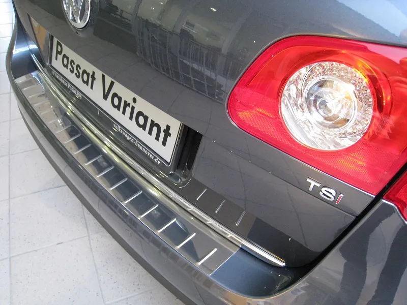 Ladekantenschutz Edelstahl mit Sicken ohne Abkantung passend für VW Passat B8 Variant