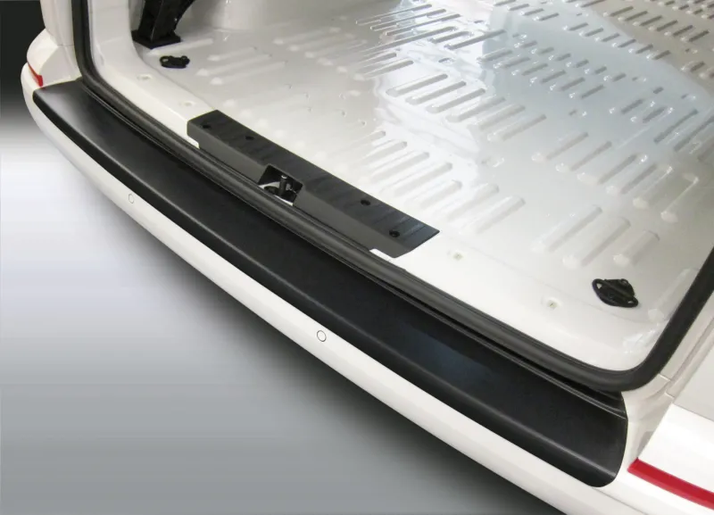 RGM® Ladekantenschutz ABS schwarz passend für VW T6 ab 9/2015 mit Heckklappe