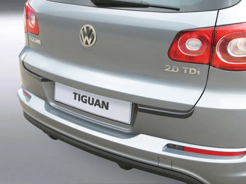 RGM® Ladekantenschutz ABS schwarz passend für VW Tiguan 11/2007-3/2016 mit AHK