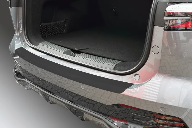 RGM® Ladekantenschutz ABS schwarz passend für MG EHS / HS II ab 9/2024