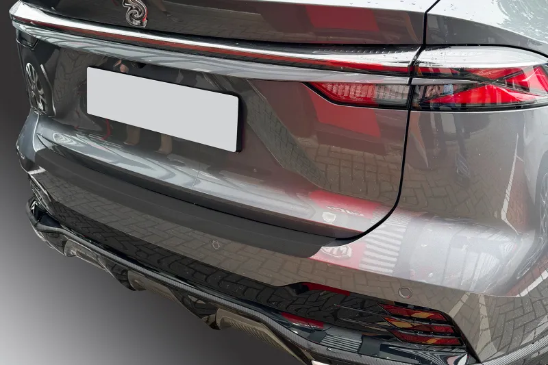 RGM® Ladekantenschutz ABS schwarz passend für MG EHS / HS II ab 9/2024