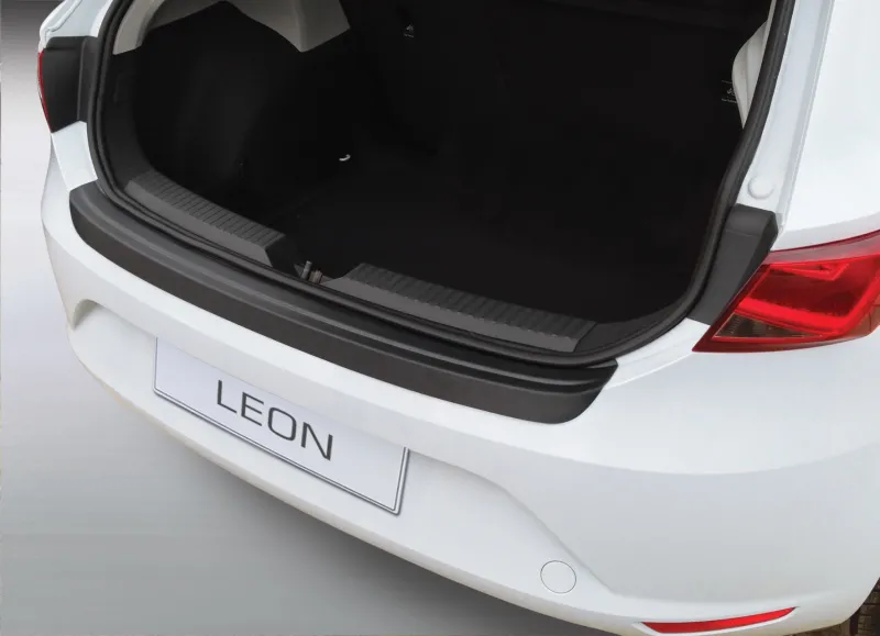 RGM® Ladekantenschutz ABS schwarz passend für Seat Leon 5-Türer SE/FR ab 12/2012