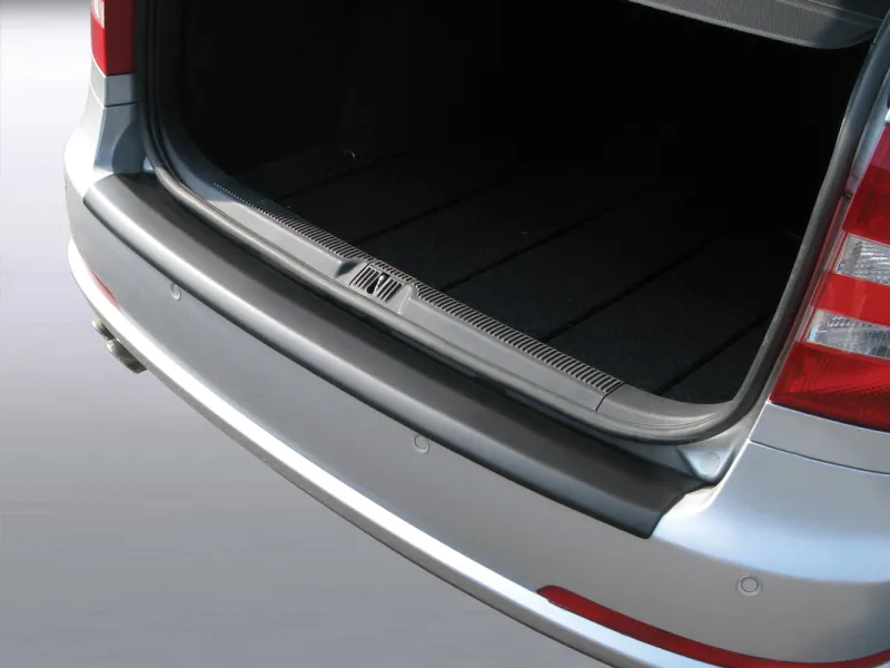 RGM® Ladekantenschutz ABS schwarz passend für Skoda Octavia 1 (RS Kombi) bis 12/2008