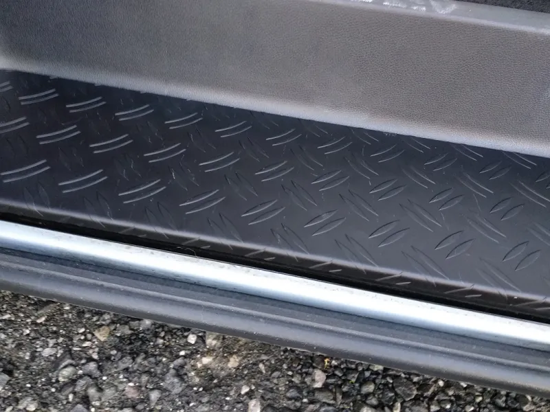 Trittschutzblech-Set (3tlg.) Alu Riffel schwarz passend für VW Amarok 2010-2016