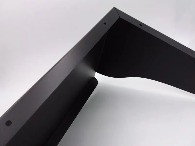 Wallbox-Schutzdach walliiBoxx© mit spezieller Dachneigung Alu schwarz (RAL 9005) | Größe 1