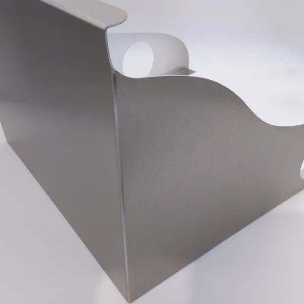 Wallbox Schutzdach universal mit spezieller Dachneigung | Größe 2