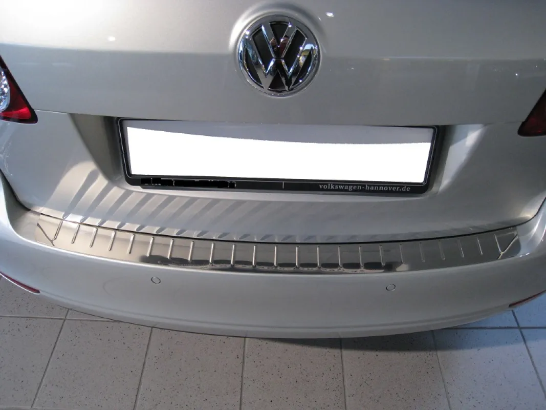 VW Angebotspreis 5 EUR Plus Ladekantenschutz 20,00 Golf